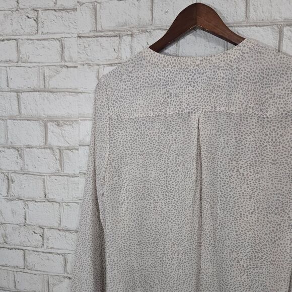 Adrienne Vittadini Long Sleeve Blouse - Picture 6 of 11